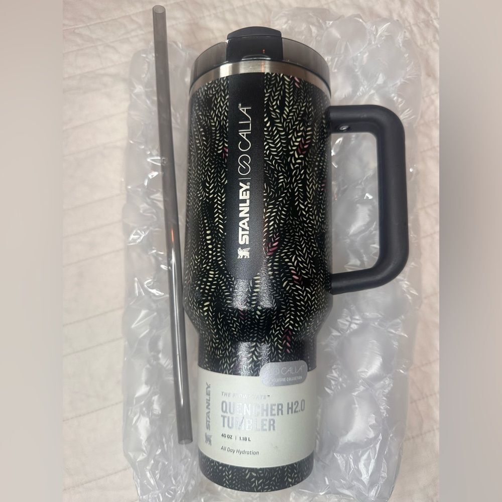 NWTs Stanley x CALIA Black Serpent 40 oz. Quencher H2.0 FlowState Tumbler